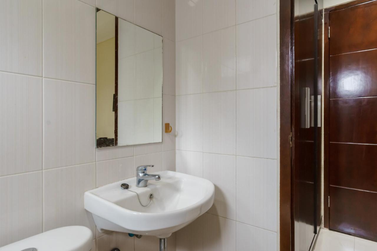 Dago Suites Syariah Cikarang Mitra Reddoorz Bekasi Eksteriør bilde